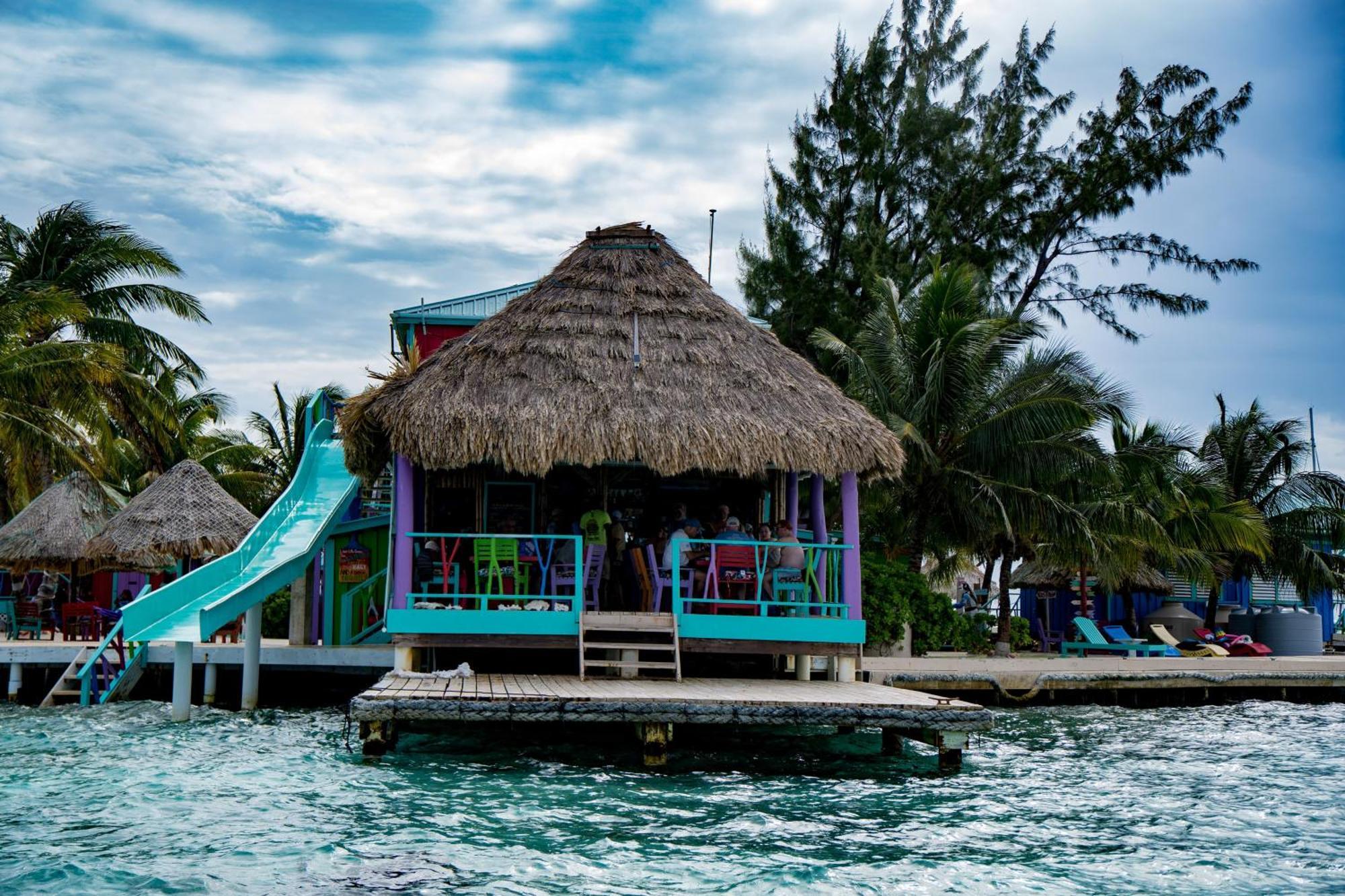 King Lewey'S Island Resort Placencia Kültér fotó