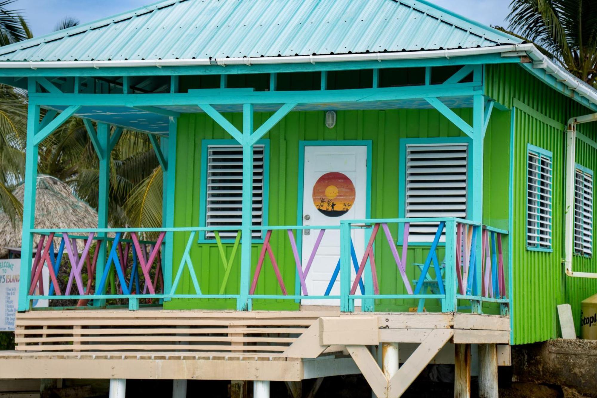 King Lewey'S Island Resort Placencia Kültér fotó